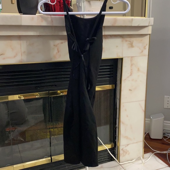 Women Dress - Picture 2 of 6